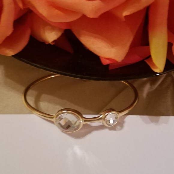 T&J Designs Jewelry - Gold bangle bracelet with crystals